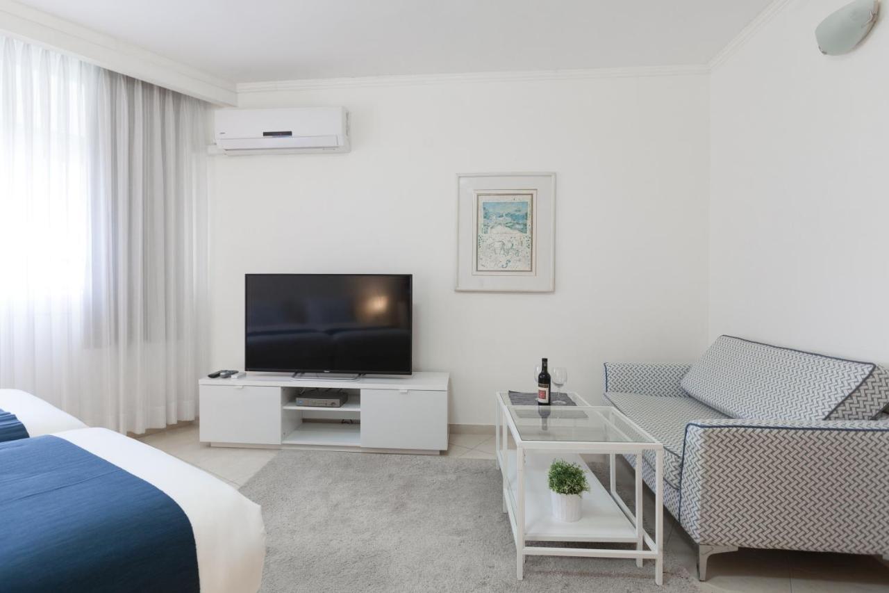 Modern Tlv Aparthotel Тел Авив Екстериор снимка